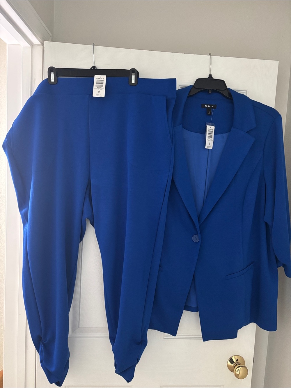 Torrid Crop Pull On Skinny Studio Cupro High Rise Cinch Pant & Blazer - 4X - NWT